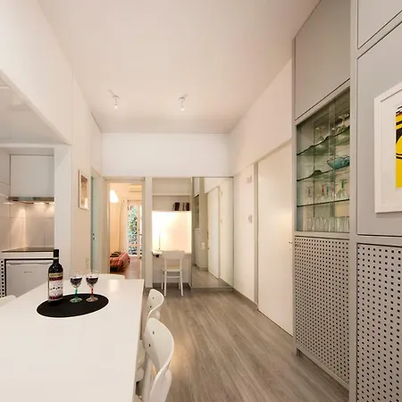 Apartment Artistic Next To Everything Athens